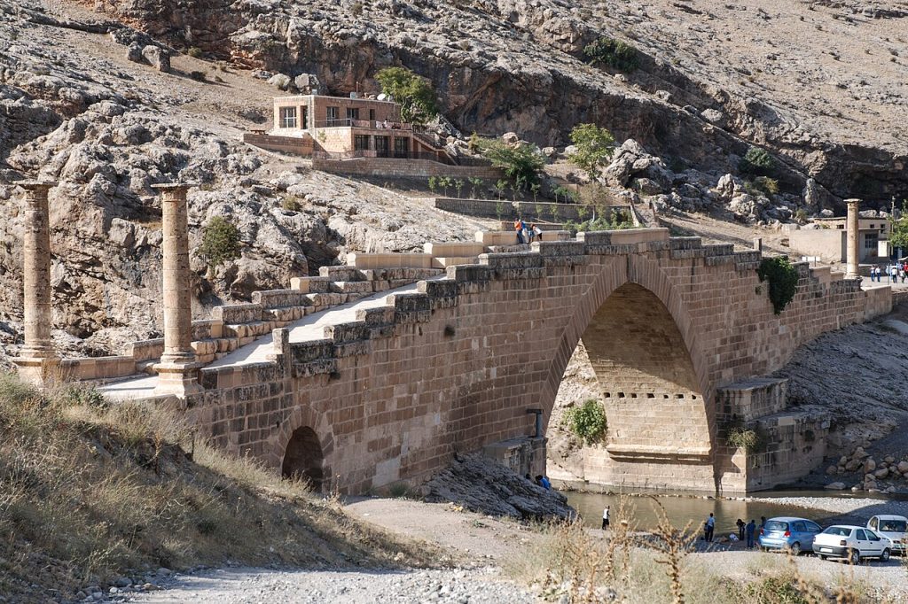 Adıyaman Cendere Köprüsü ve çevresi